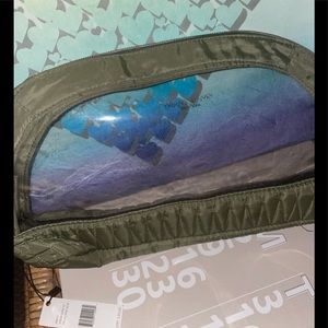 NWT Taylor Brooke NY Clear Cosmetic/Travel Bag